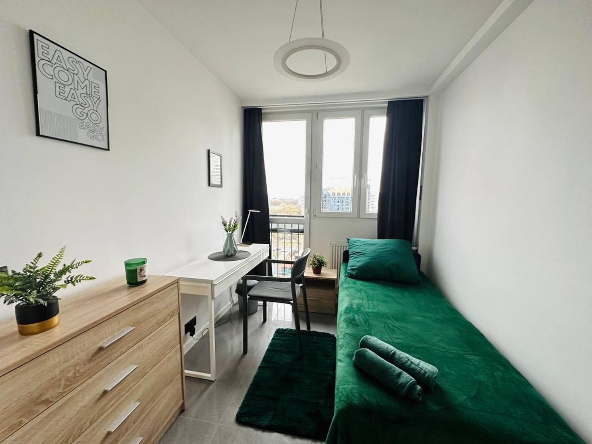 Center Homestay